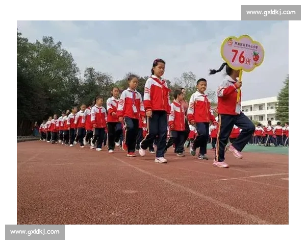 株洲美女球迷燃爆主场!手绘助威株洲队 30 大捷 株洲美女球迷燃爆主场!手绘助威株洲队 30 大捷