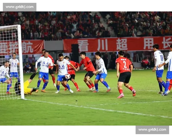 川超赛场双份浪漫！绵阳球迷求婚获 10 万购房券