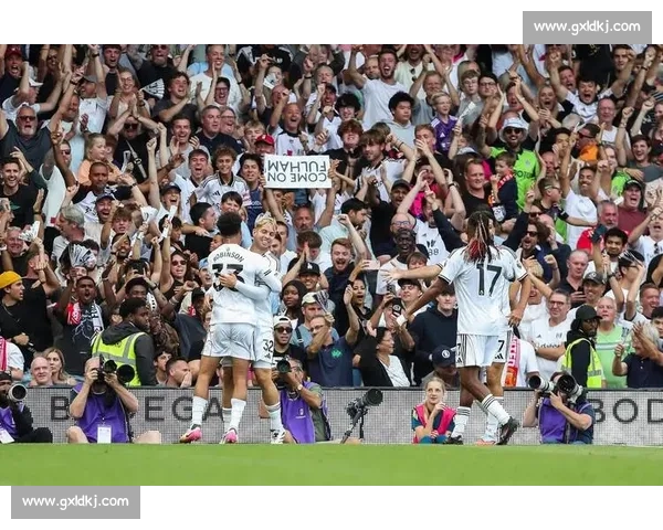 皇马主场迎战塞维利亚西甲争冠关键对决前瞻豪门强强碰撞赛季走向看点